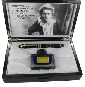 Duke Maria Curie gold in wood boxink 2